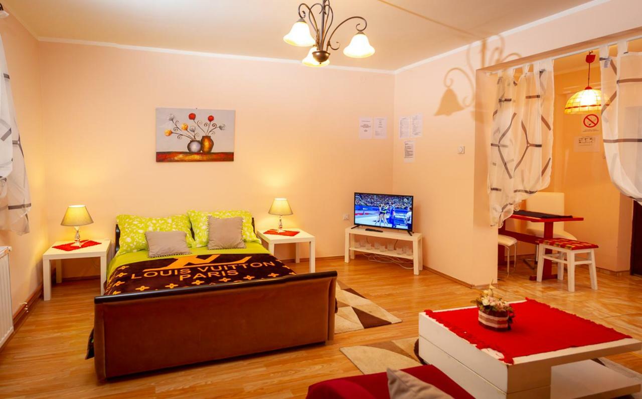 Casa Simon 2 Apartment Subotica Exterior photo